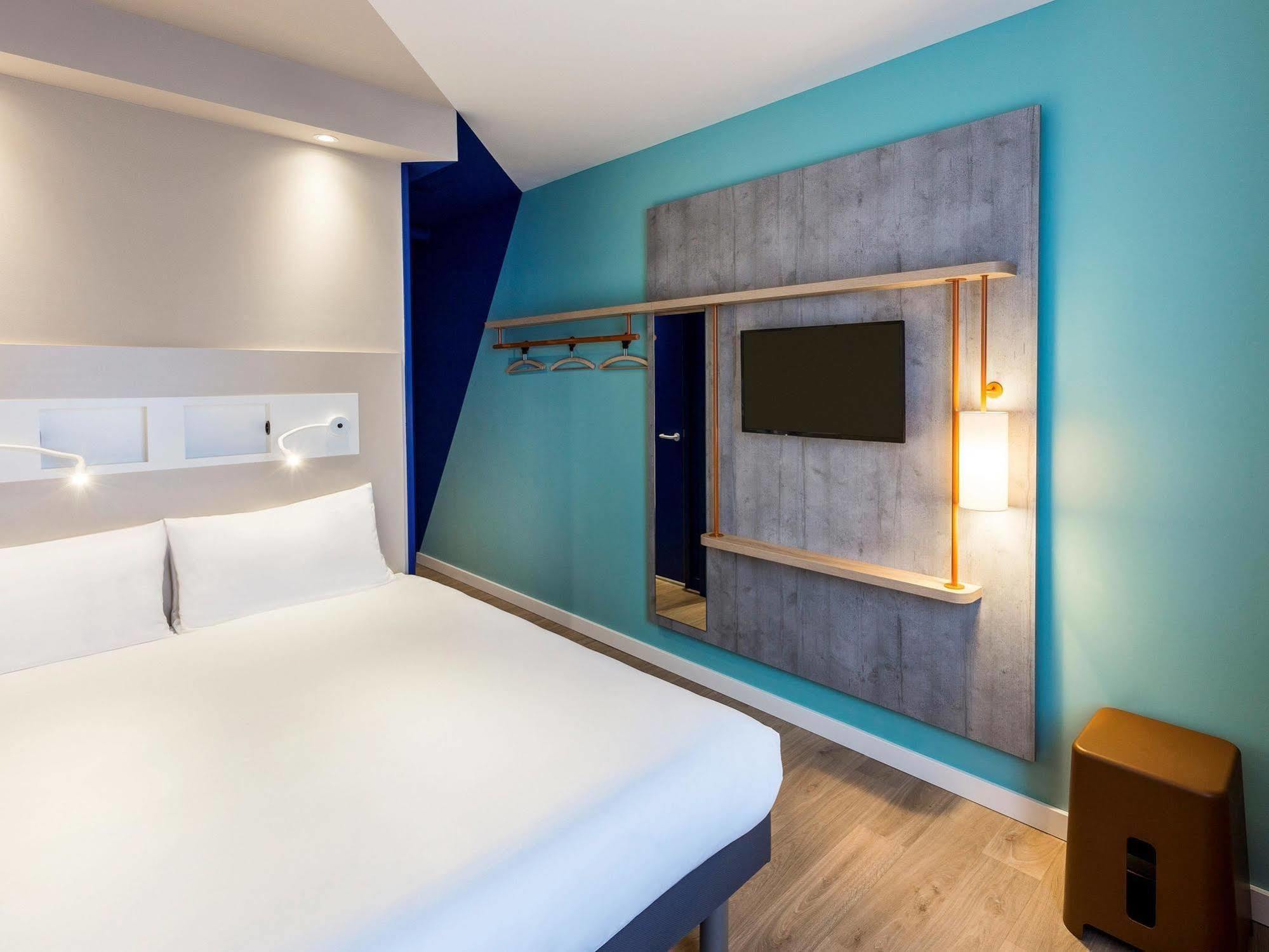 Hotel Ibis Budget Amsterdam South 2*